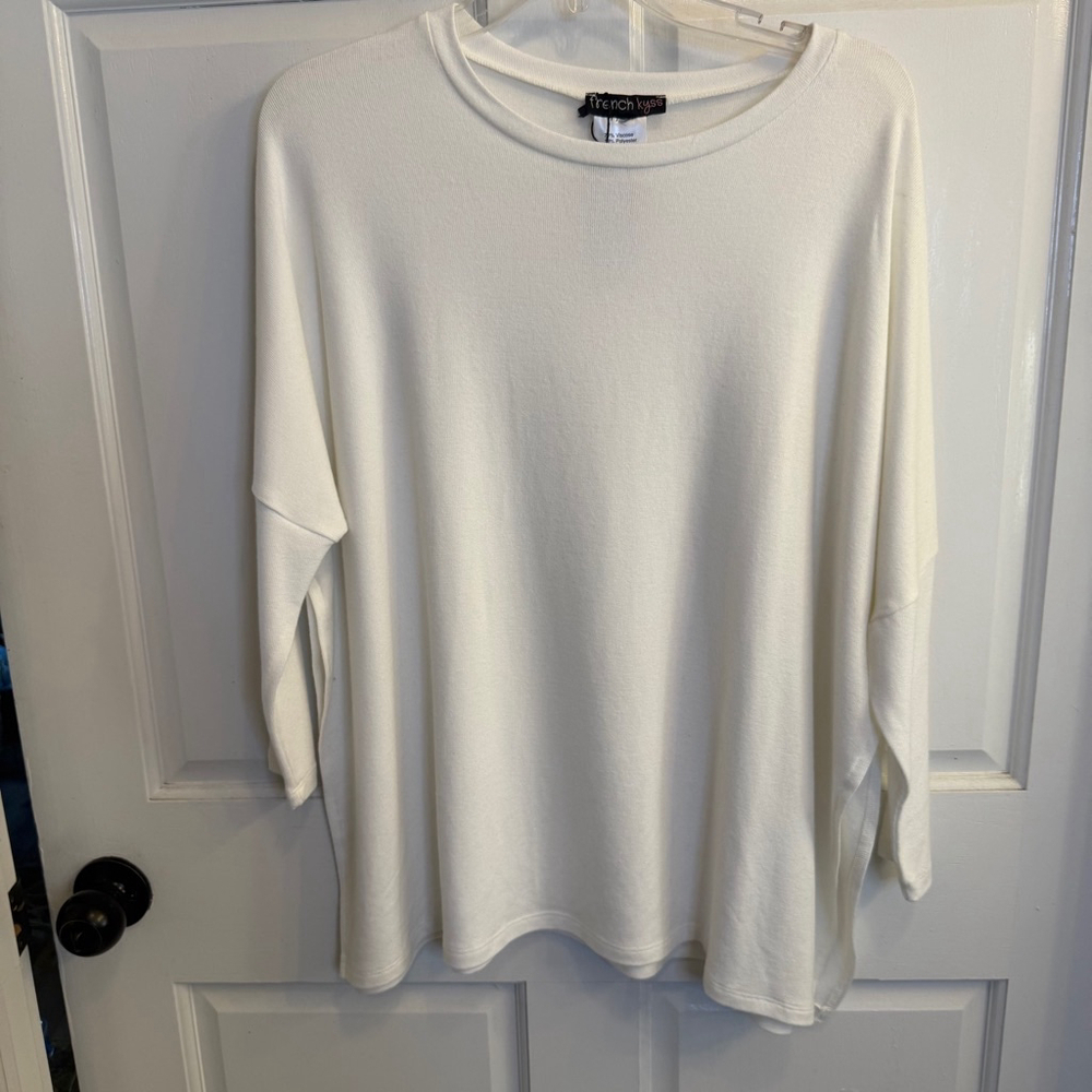 Women's French Kyss Ivory Top O/S